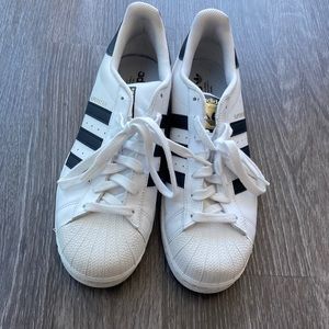 Adidas white superstar shoes
